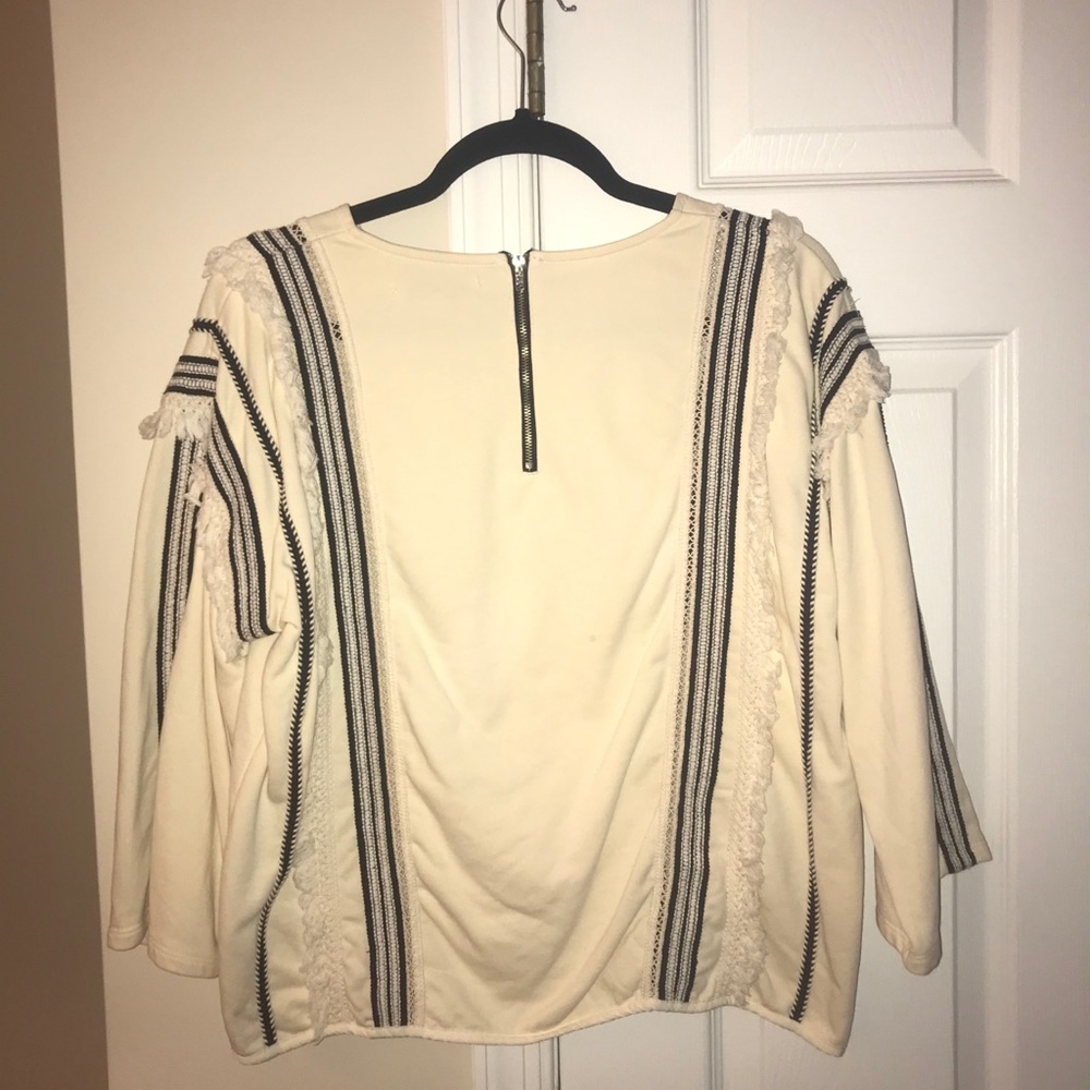 Sweatshirt Top - Picture 3 of 3